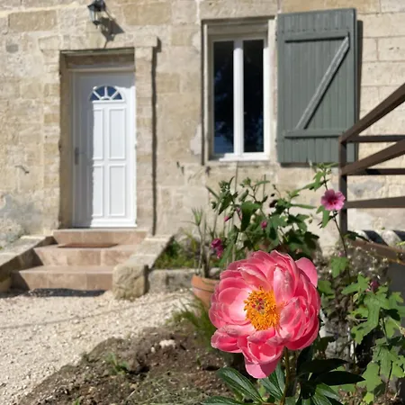 A L Ombre Du Chene Emilion